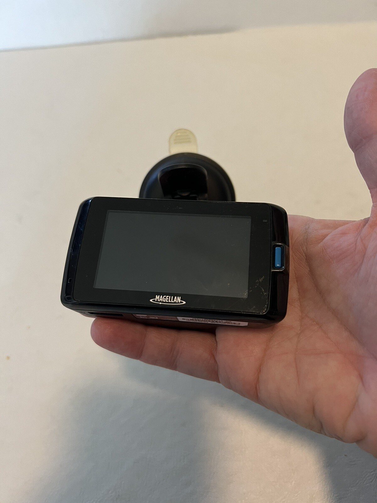 Magellan 1080P Plus Super HD Dash Camera Mivue 420 No Cables