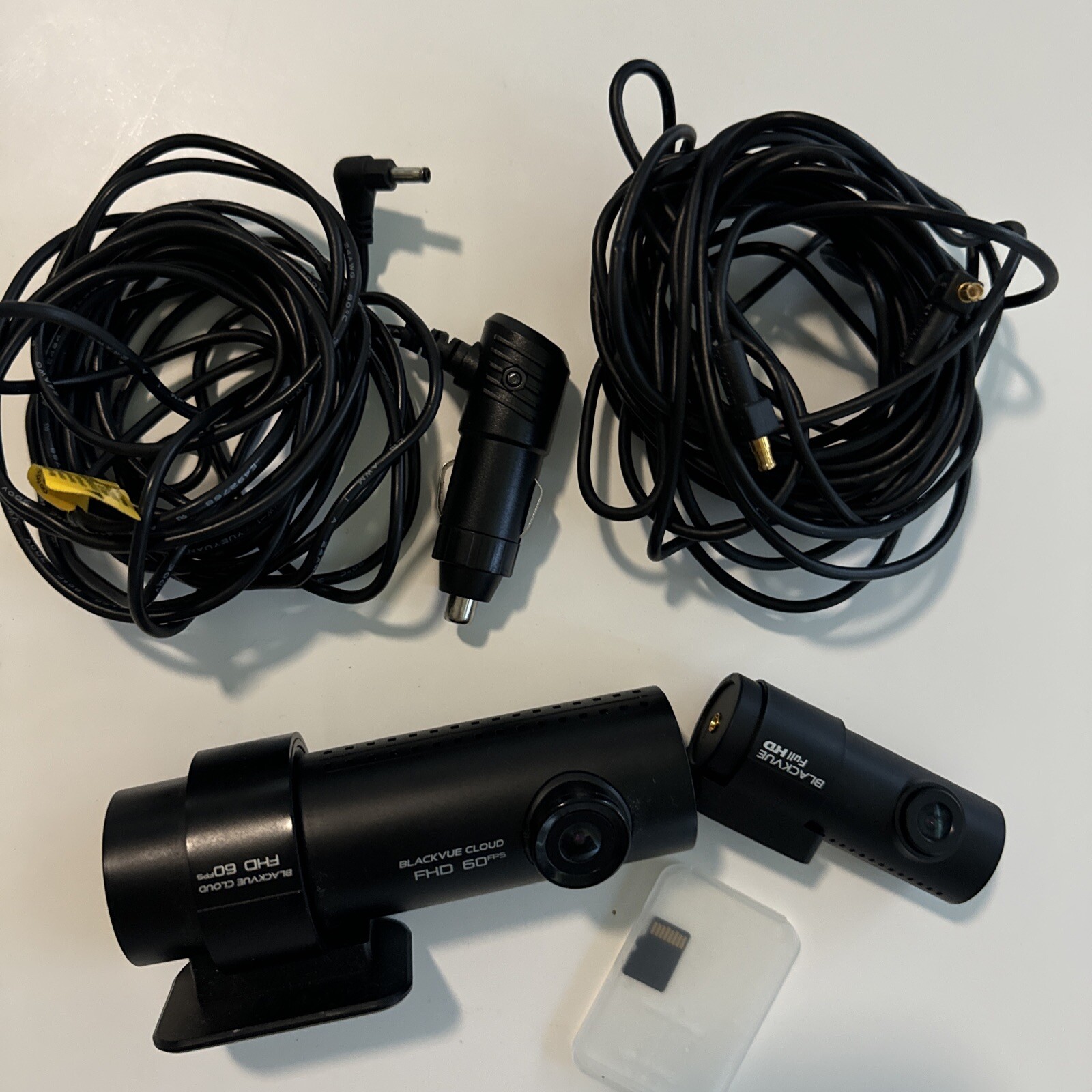 Blackvue DR750X-2CH Plus 32GB | Dual Full HD Cloud Dashcam | Back-Illuminated ST