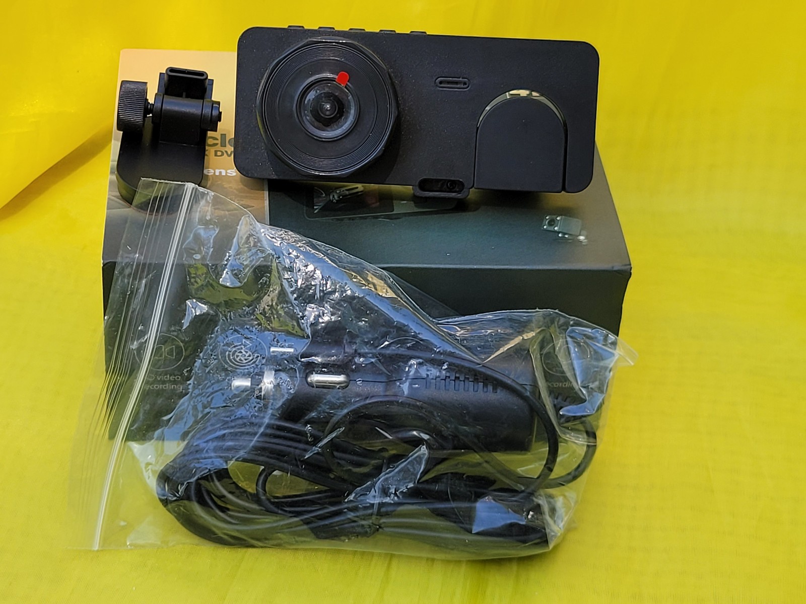 Vehicle BlackBox DVR Dual Lens Full UHD 4K 1080 Working Condition, AS IS