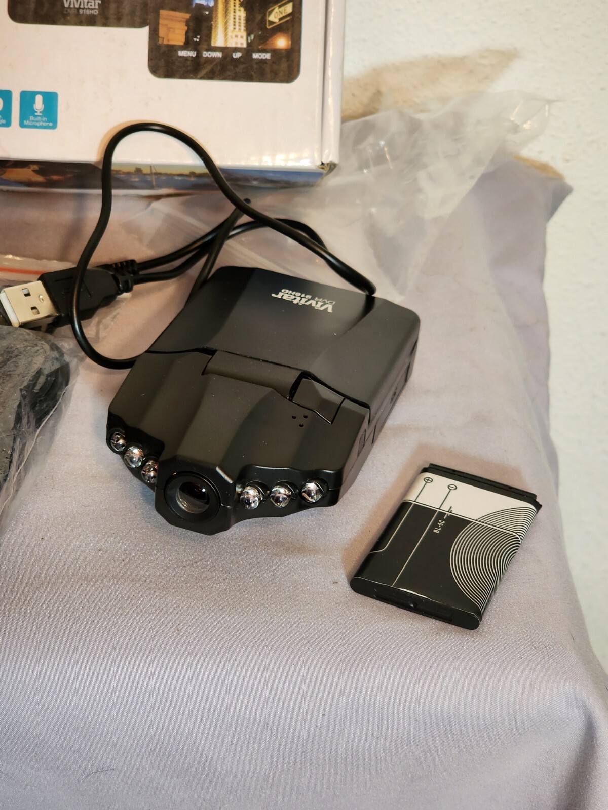 Vivitar Car Cam Driving Recording System DVR 916HD Time Rechargeable