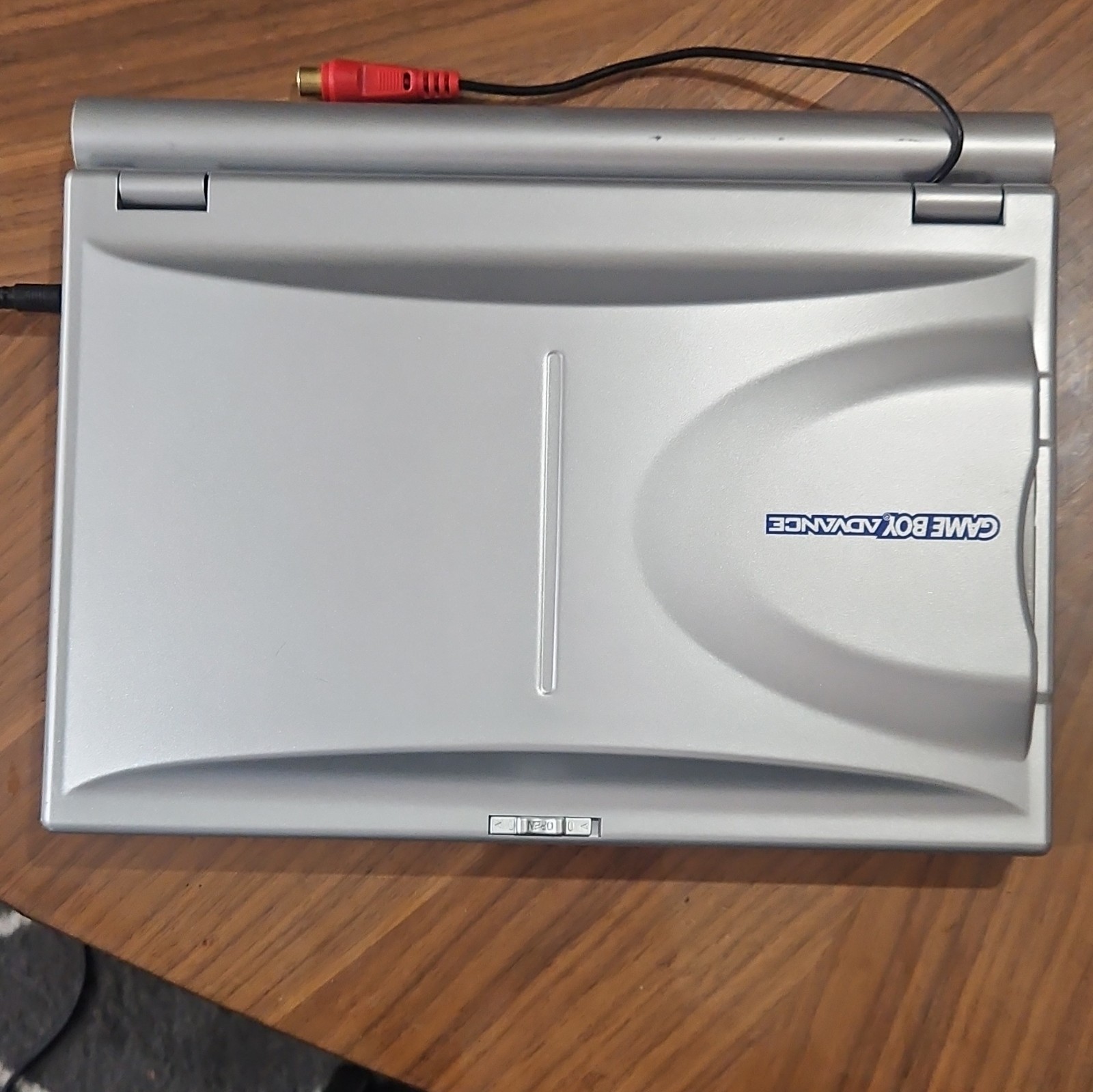 Visteon Dockable Entertainment Car DVD Player w/ Game Boy Advance