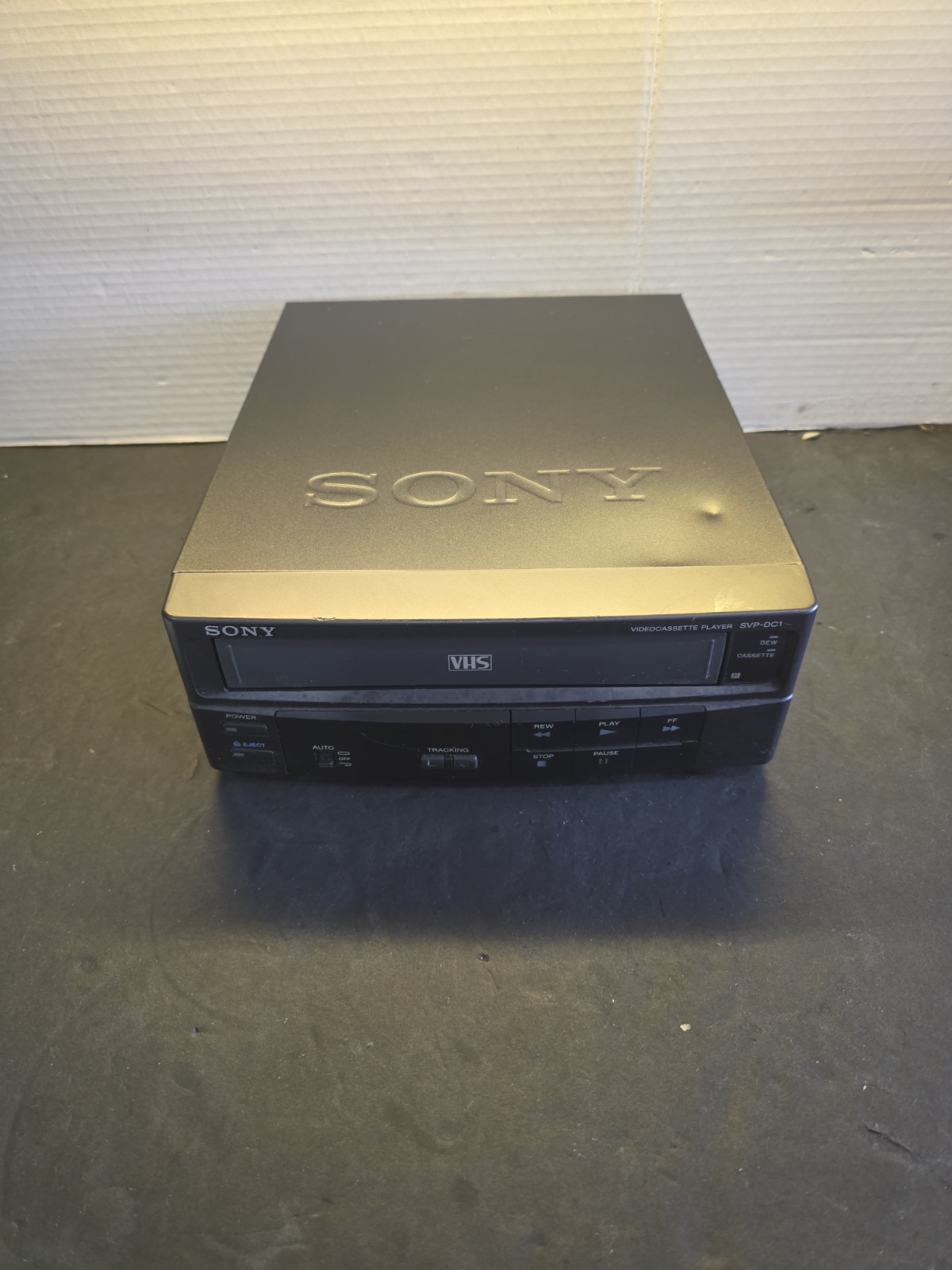 Sony SVP-DC1 Video Cassete Player For Car Truck Rv 12v UNTESTED MISSING WIRE