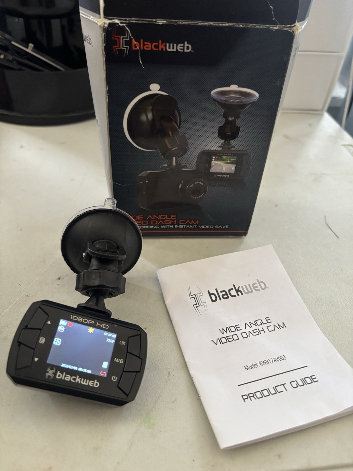 Blackweb Wide Angle HD Dash Cam 720p 30 FPS 12V Charger New In Open Box