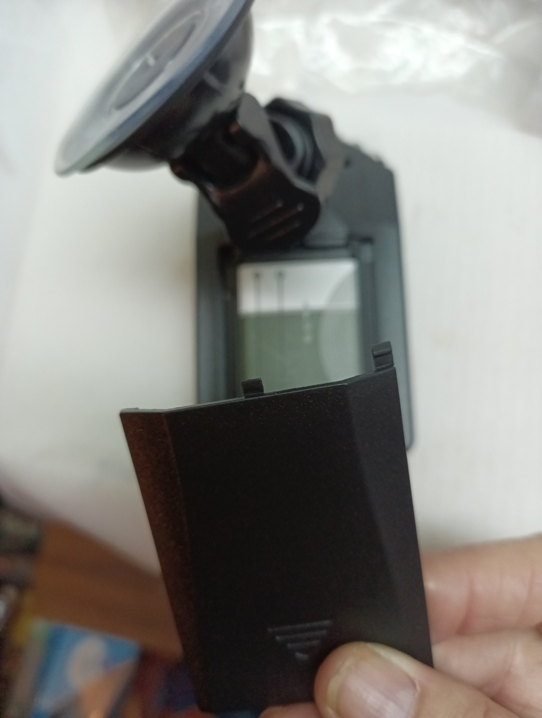 Dash Cam. With Car Charger Works But Battery Cover Is Broken Look At Pics