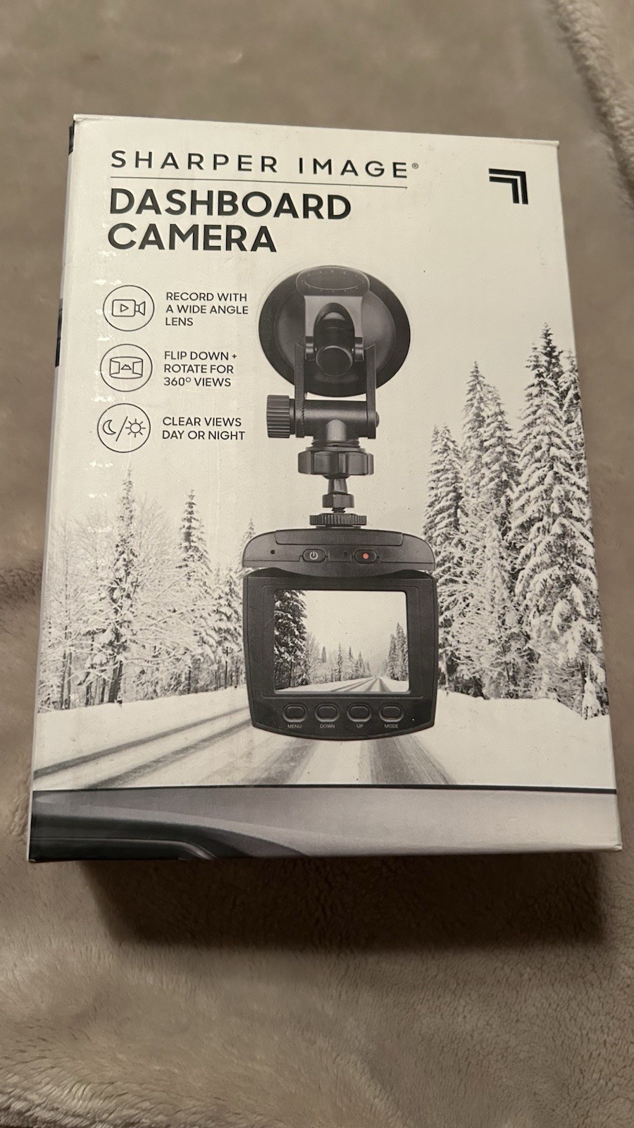 Sharper Image 1012999 2.4″ LCD Screen 720P Dashboard Camera Monitor Black