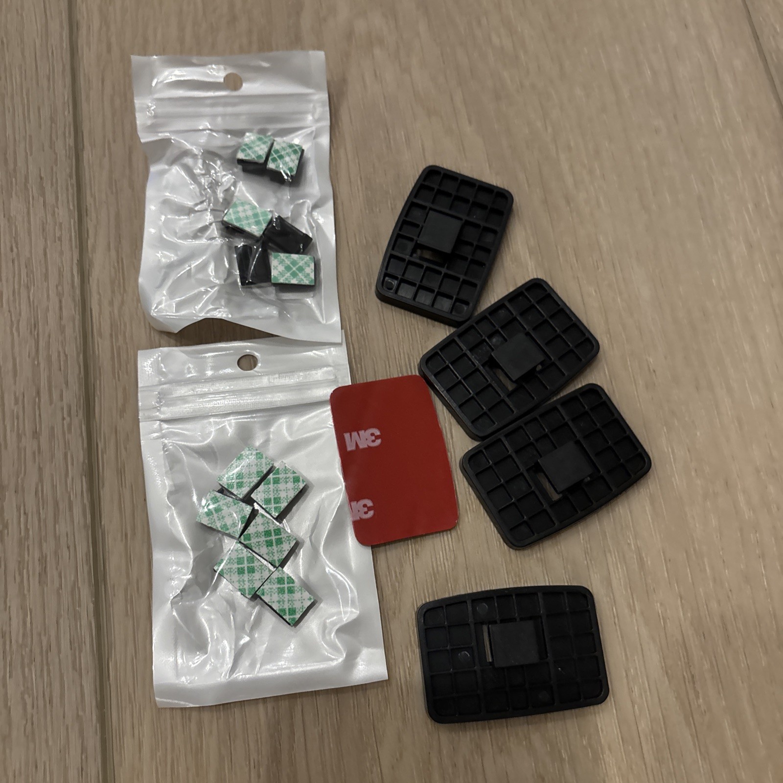 Rexing V1P , fronnt + rear camera , gps tracker, 12V Adapter and 64GB Micro SD